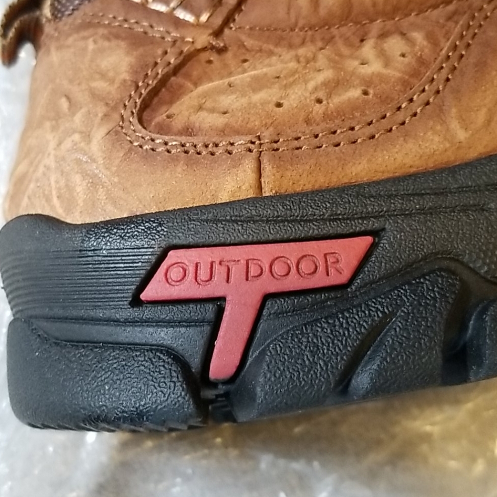 Shoes - Picture 4 of 6